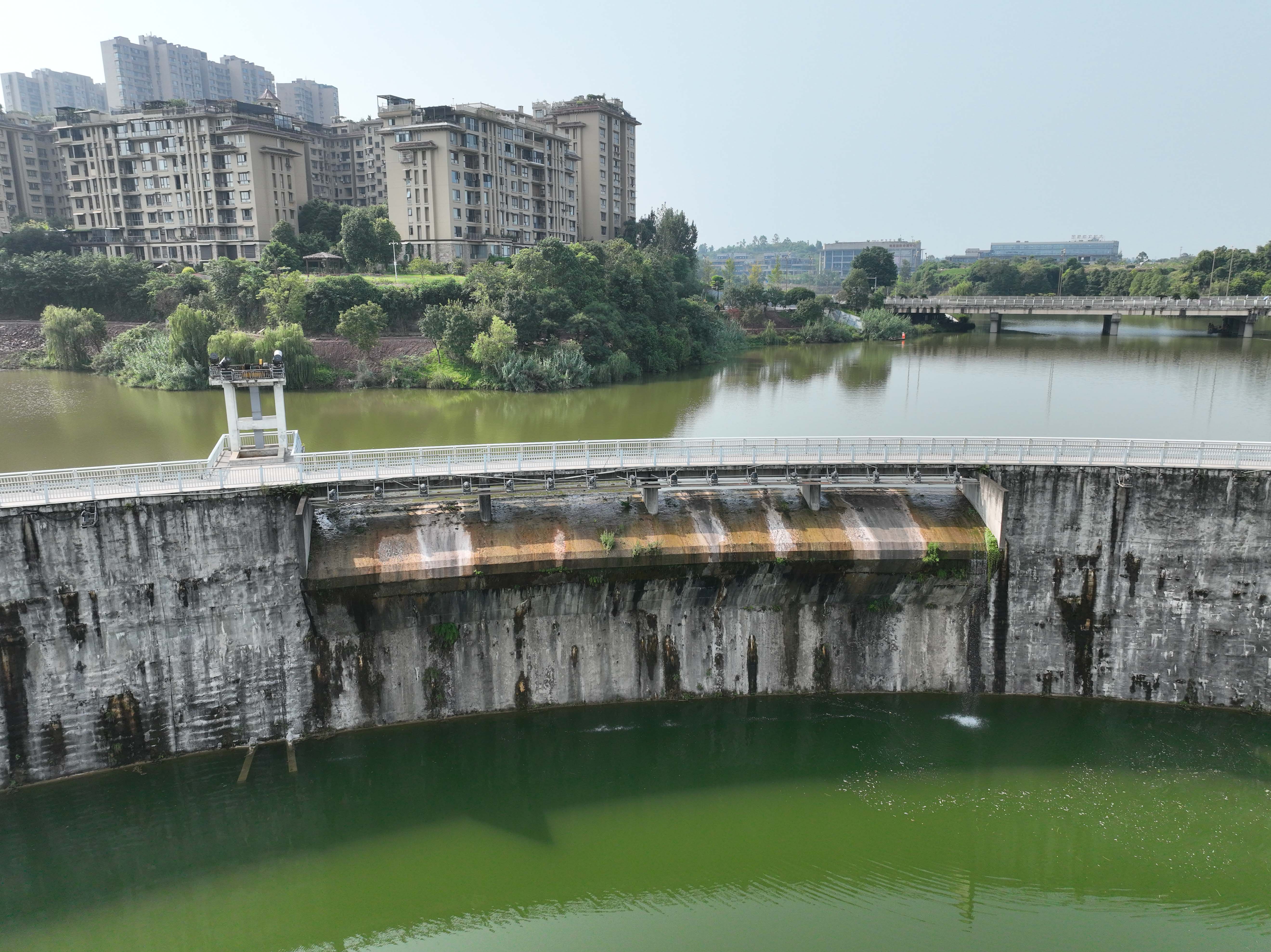 龍湖景觀壩二級壩4.jpg